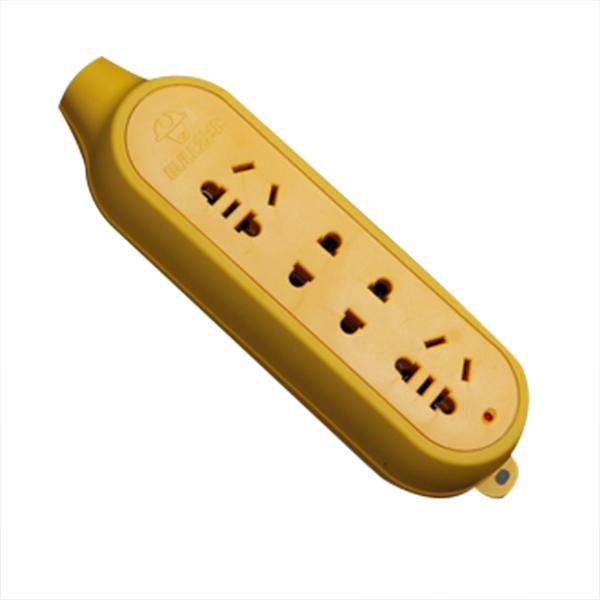 公牛 GN-C5 单控四联接线板插座 (20米吸)按个销售