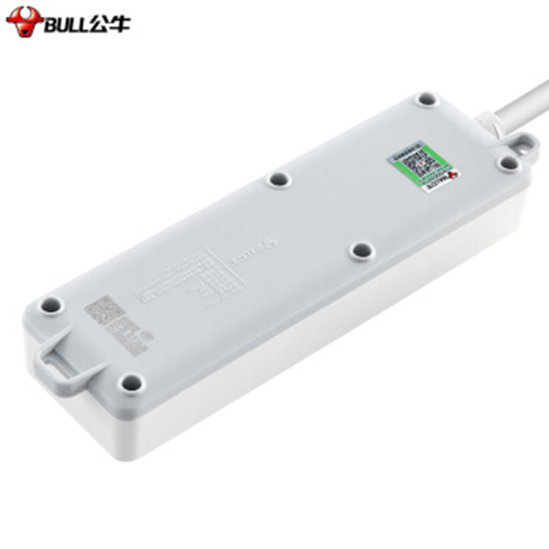 公牛 GN-405D(新) 三联插座 大功率 3米按个销售 公牛 GN-405D(新) 三联插座 大功率 3米按个销售