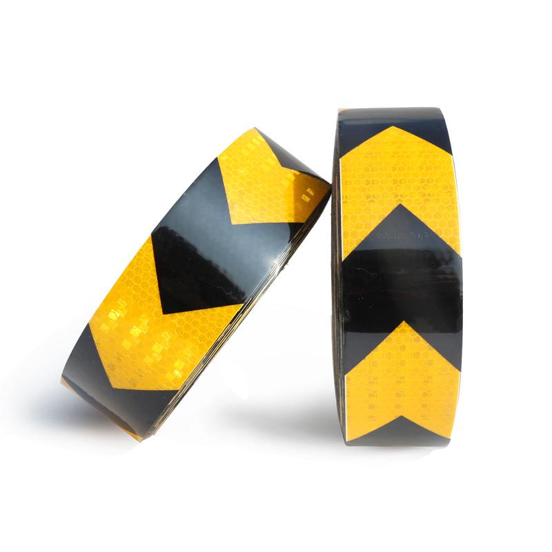 谋福 9477 导向箭头 反光贴 高亮晶格标识 防撞警示胶带 （晶格黑黄箭头5cm*45.7m）  2卷起订按（卷）销售