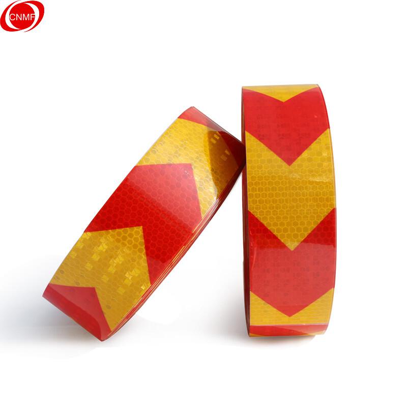 谋福 9479 导向箭头 反光贴 高亮晶格标识 防撞警示胶带 (晶格红黄箭头 5cm*45.7m) 2卷起订按(卷)销售 谋福 9479 导向箭头 反光贴 高亮晶格标识 防撞警示胶带 (晶格红黄箭头 5cm*45.7m) 2卷起订按(卷)销售