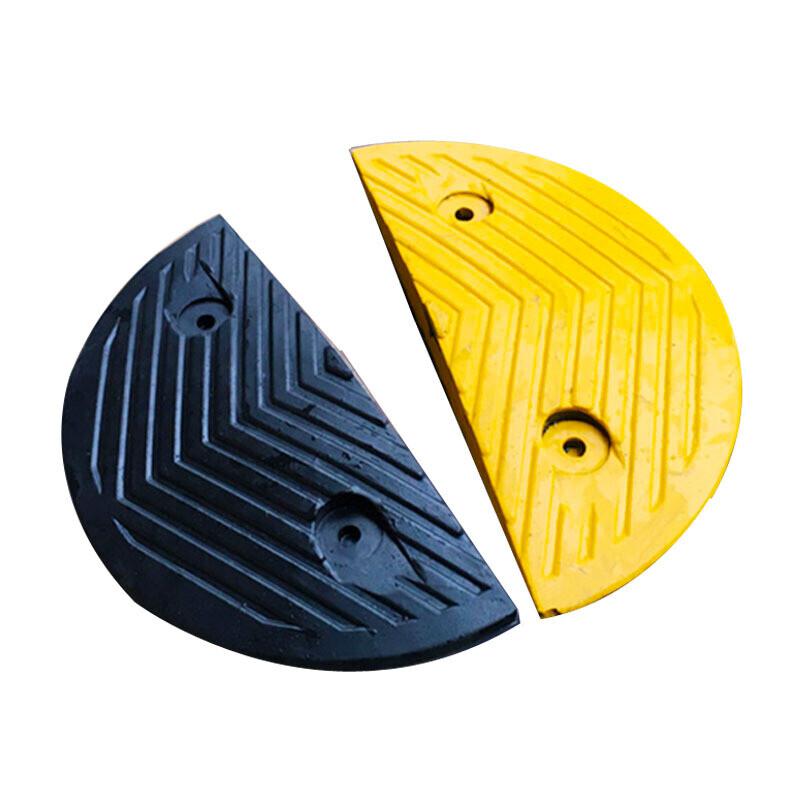 谋福 574 橡胶减速带坡道道路减速板 半圆头一对4cm厚 4对起订按(对)销售 谋福 574 橡胶减速带坡道道路减速板 半圆头一对4cm厚 4对起订按(对)销售