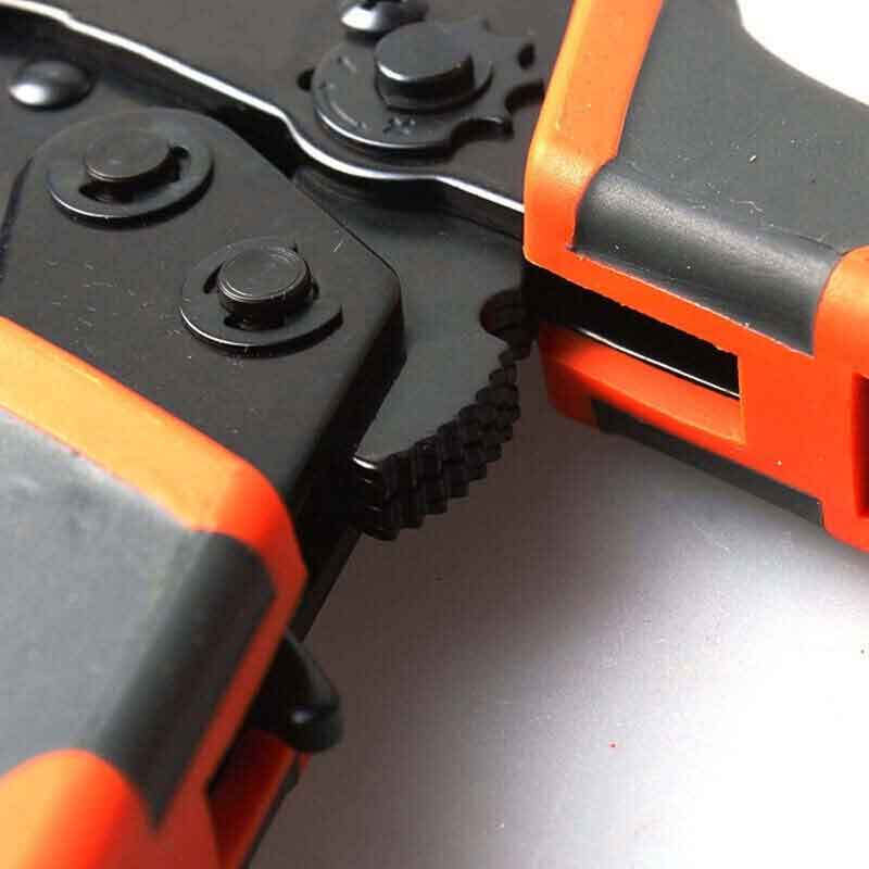 钢盾 S035022 绝缘端子压接钳 0.5-6mm²按(把)销售 钢盾 S035022 绝缘端子压接钳 0.5-6mm²按(把)销售