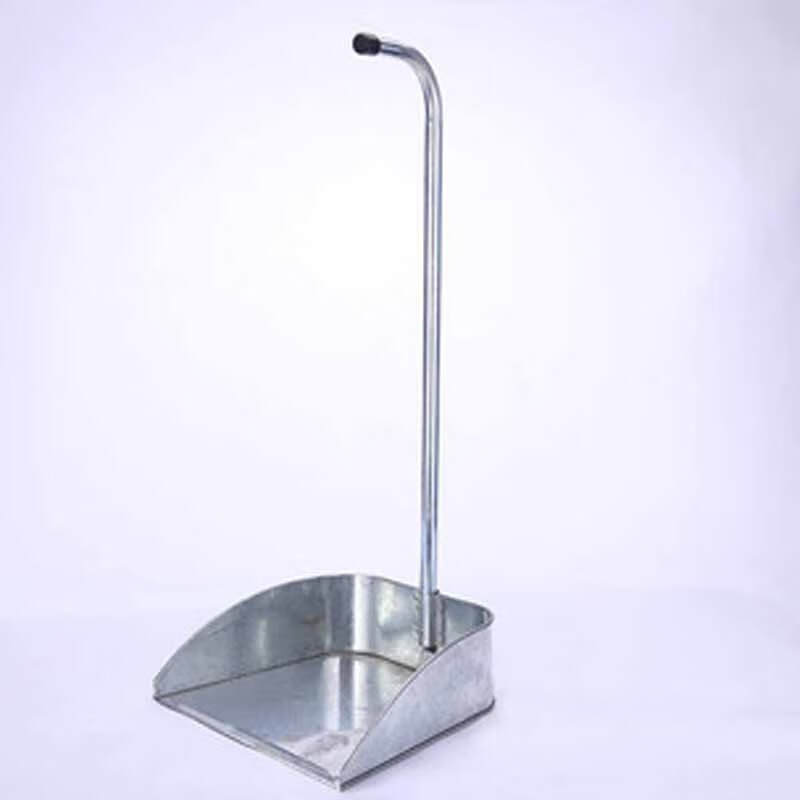 欧思卓 OAB-T01 弯把手铁皮簸箕 加厚撮箕垃圾斗 65cm高 金属原色 1个按(个)销售 欧思卓 OAB-T01 弯把手铁皮簸箕 加厚撮箕垃圾斗 65cm高 金属原色 1个按(个)销售